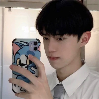 2025最新男生头像图片
