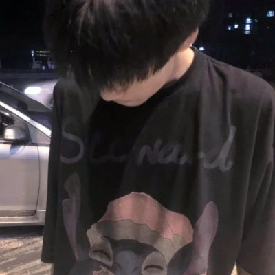 2025最新男生头像图片