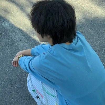 2025最新男生头像图片