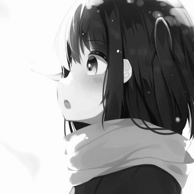 动漫女生头像高清黑白图片