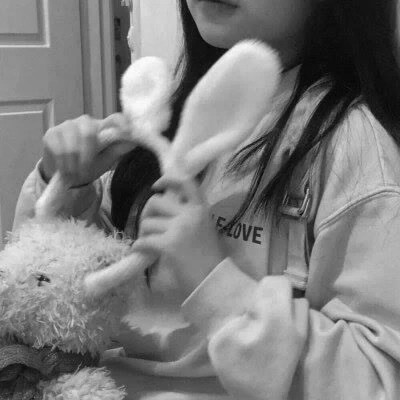 可爱黑白女头图片