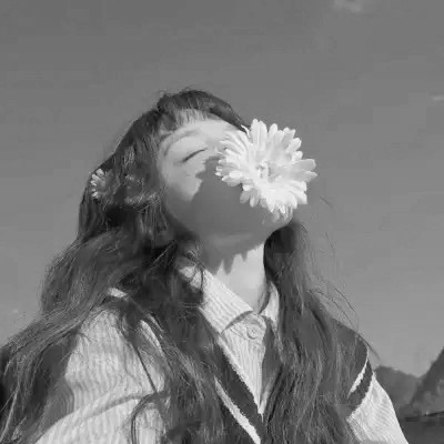 头象图片女黑白真人可爱