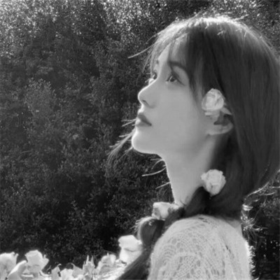 头象图片女黑白真人可爱