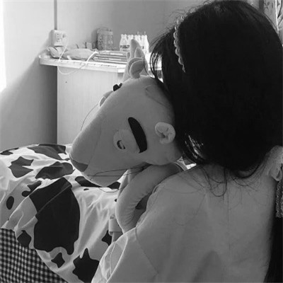 头象图片女黑白真人可爱