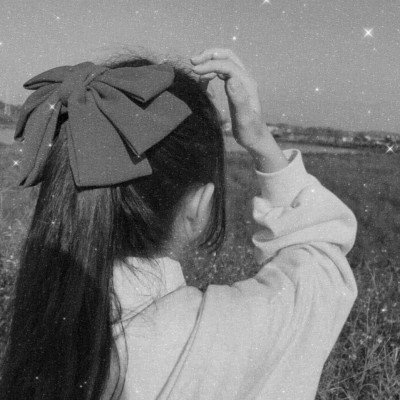 头象图片女黑白真人可爱