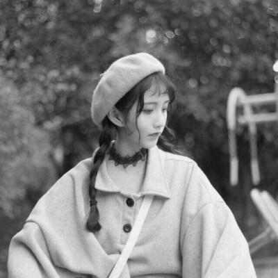 头象图片女黑白真人可爱