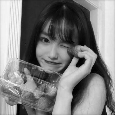 头象图片女黑白真人可爱