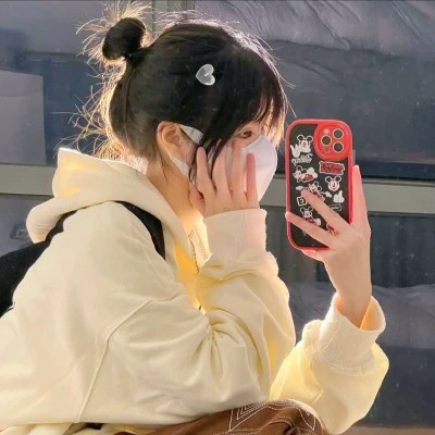 阳光可爱女生头像图片
