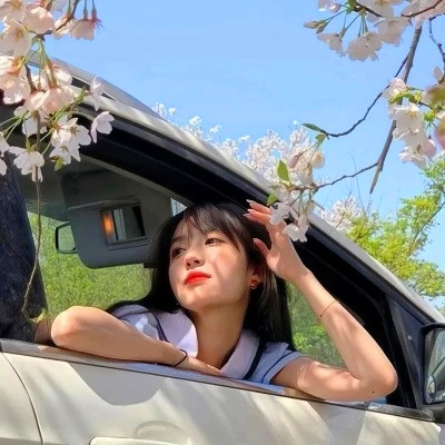 阳光可爱女生头像图片
