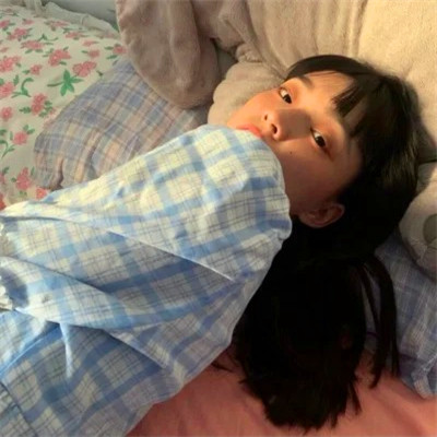 阳光可爱女生头像图片