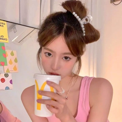 阳光可爱女生头像图片