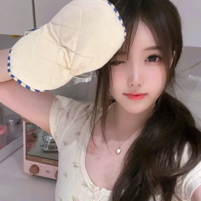 阳光可爱女生头像图片