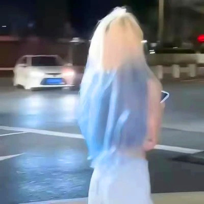 阳光可爱女生头像图片