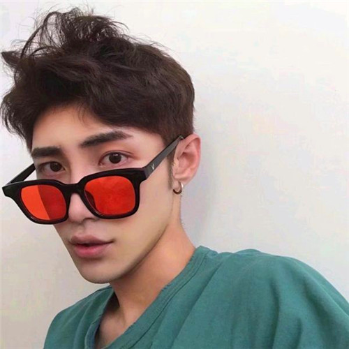 2025最潮最火男生头像图片