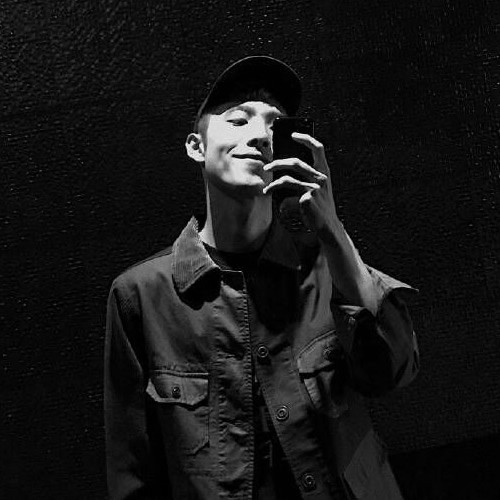 黑白男生头像高冷气质高清图片