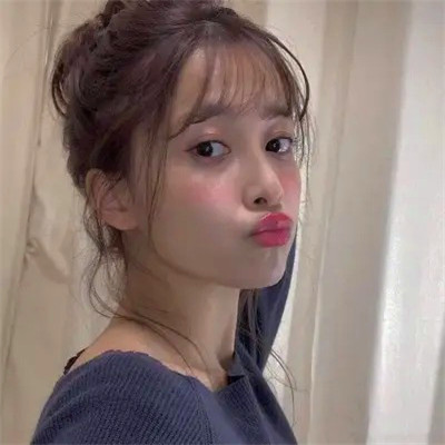 2025最火爆微信头像女生可爱真人图片