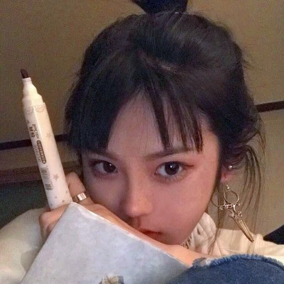 2025最火爆微信头像女生可爱真人图片