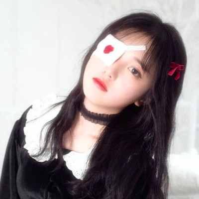 2025最火爆微信头像女生可爱真人图片