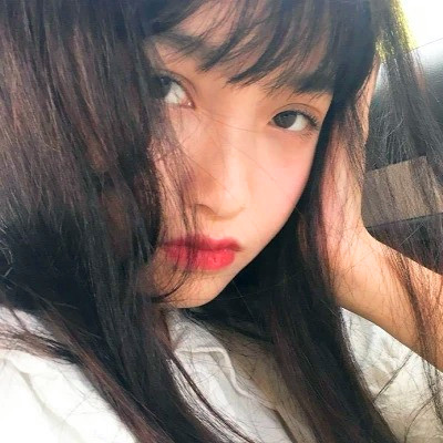 2025最火爆微信头像女生可爱真人图片