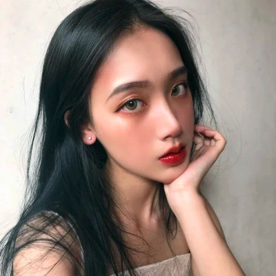 2025最火爆微信头像女生可爱真人图片