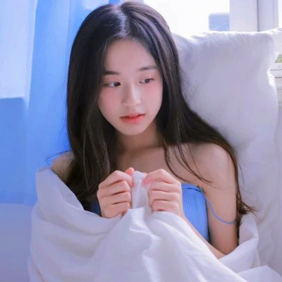 2025最火爆微信头像女生可爱真人图片