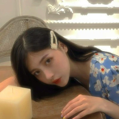 2025最火爆微信头像女生可爱真人图片