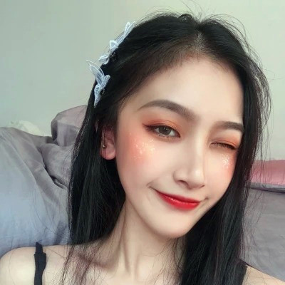 2025最火爆微信头像女生可爱真人图片