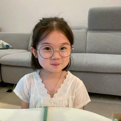 2025最潮最火小孩头像图片