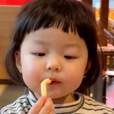 2025最潮最火小孩头像图片