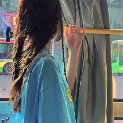 2025头像高级女生高清图片
