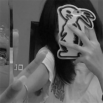 QQ黑白头像女生高级高清图片