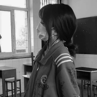 QQ黑白头像女生高级高清图片