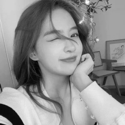 QQ黑白头像女生高级高清图片