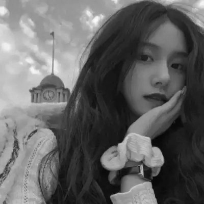 QQ黑白头像女生高级高清图片