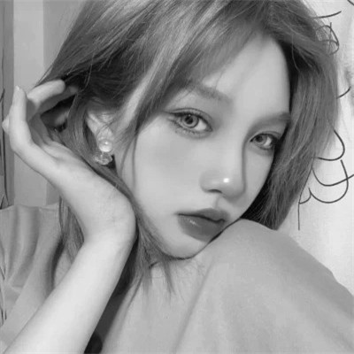 QQ黑白头像女生高级高清图片