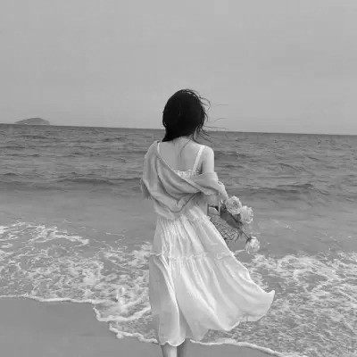 QQ黑白头像女生高级高清图片