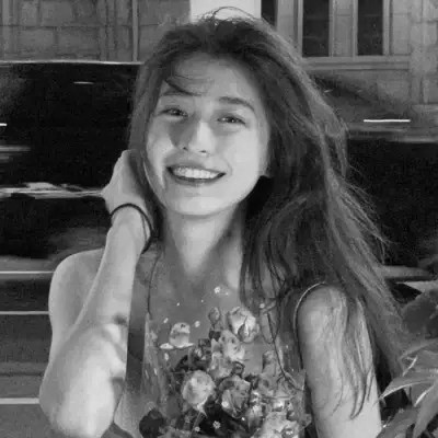 QQ黑白头像女生高级高清图片