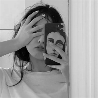 QQ黑白头像女生高级高清图片