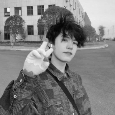 男生头像高级真人黑白图片
