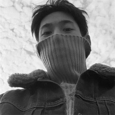 高质量黑白男生头像图片