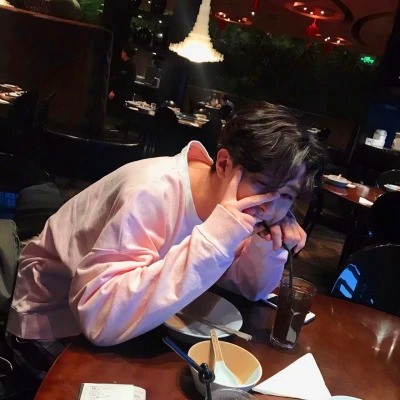2025最好看的男生微信头像图片