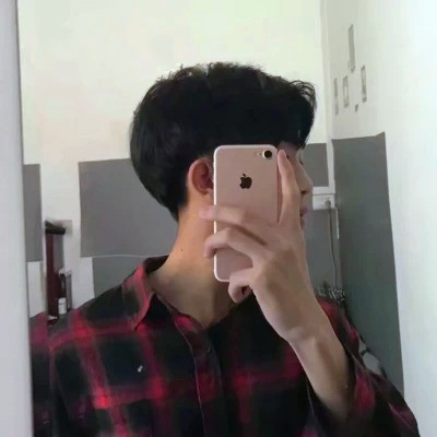 2025最好看的男生微信头像图片