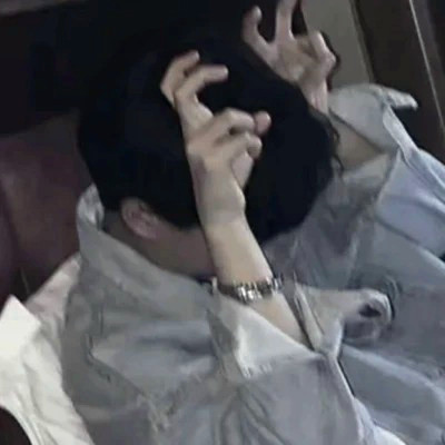 2025最好看的男生微信头像图片