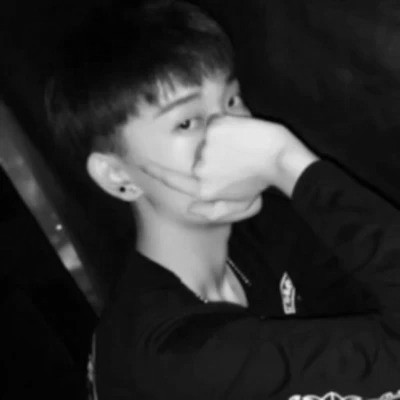 男生头像 痞帅 黑白