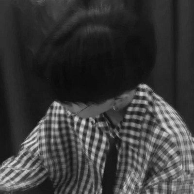 男生头像 痞帅 黑白