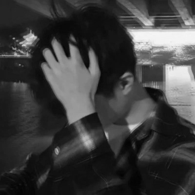男生头像 痞帅 黑白