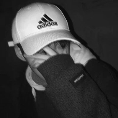 男生头像 痞帅 黑白