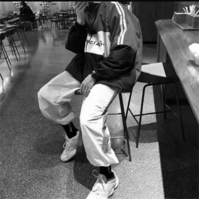 男生头像 痞帅 黑白
