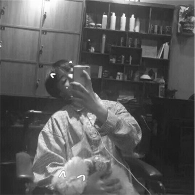 男生头像 痞帅 黑白