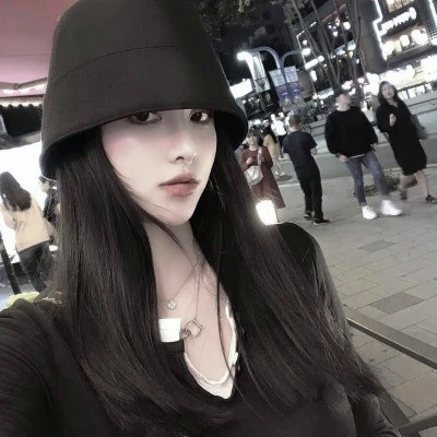 女生头像图片2025最火爆拽